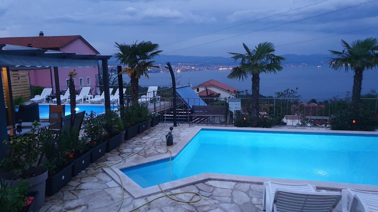 Apartments Kroatien Ловран Экстерьер фото